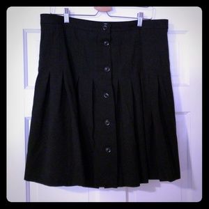 Gap button down skirt
